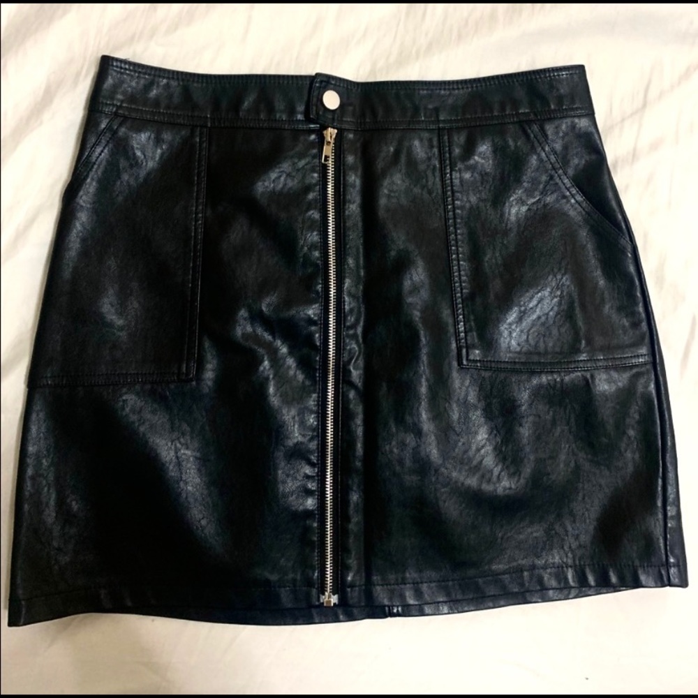 Zip Front skirt